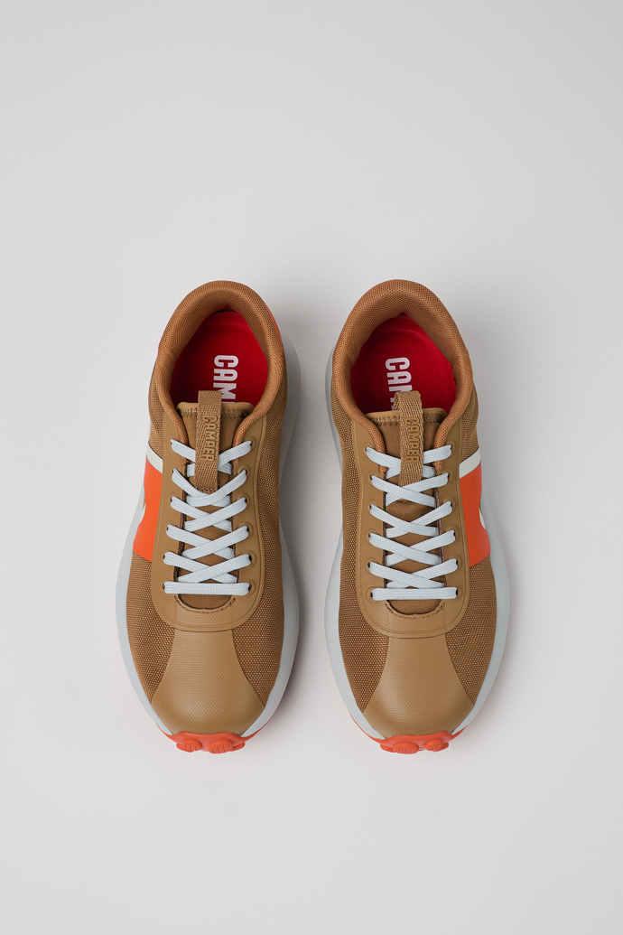 Camper Pelotas Athens - Brauner Damensneaker aus Textil