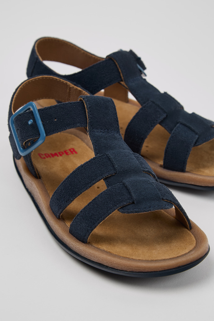 Camper Bicho - Blaue Kindersandale aus Nubukleder.