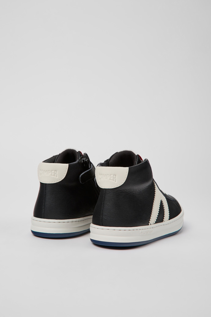Camper Runner - Schwarzweißer Kindersneaker aus Leder