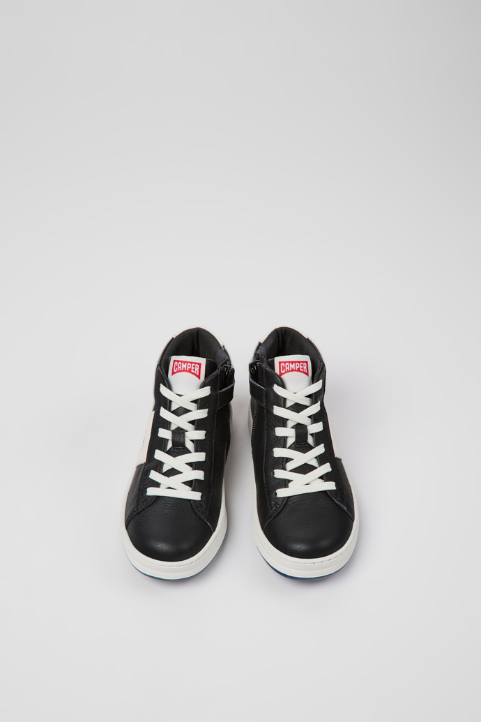 Camper Runner - Schwarzweißer Kindersneaker aus Leder