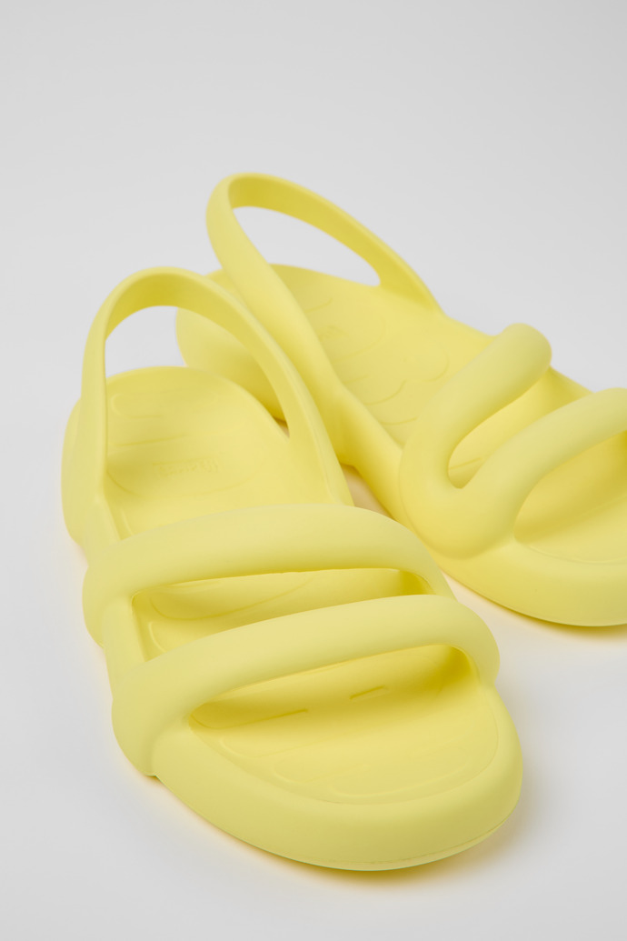 Camper Kobarah Flat - Gelbe Unisex-Sandale
