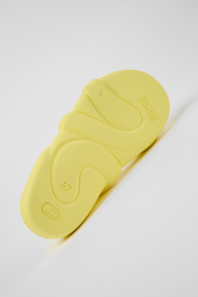 Camper Kobarah Flat - Gelbe Unisex-Sandale