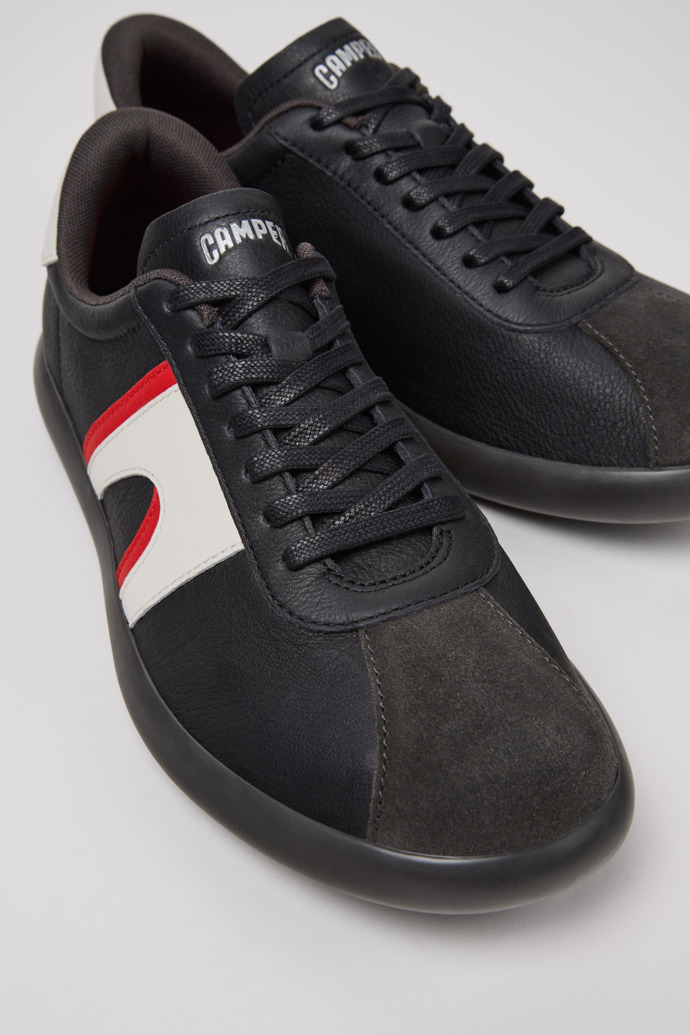 Camper Pelotas Soller - Mehrfarbiger Herrensneaker aus Leder und Nubukleder.