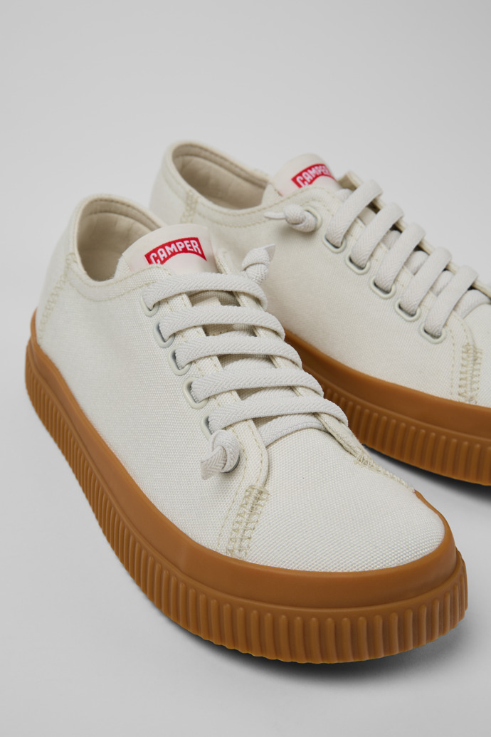 Camper Peu Roda - Weißer Damenschuh aus TENCEL® Lyocell.