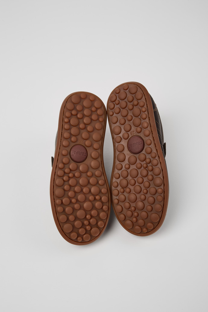 Camper Pelotas - Brauner Kinderschuh aus Leder und Textil.