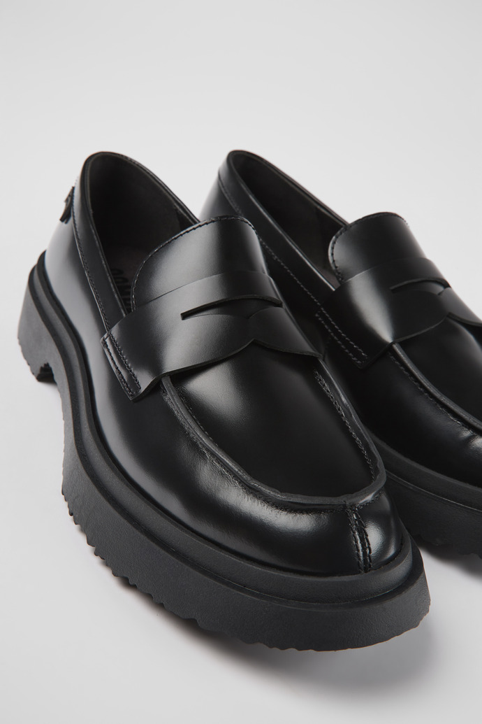 Camper Walden - Schwarze Ledermokassins für Damen.