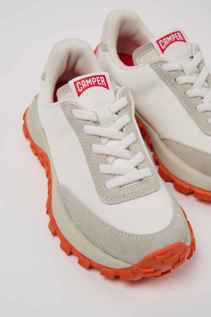 Camper Drift Trail - Weiße Kindersneaker aus Textil/Nubuk