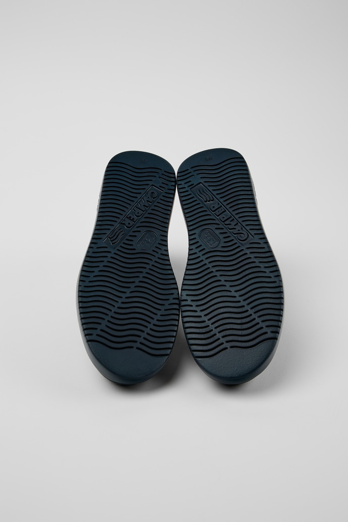Camper Runner K21 - Schwarzer Damensneaker aus Leder