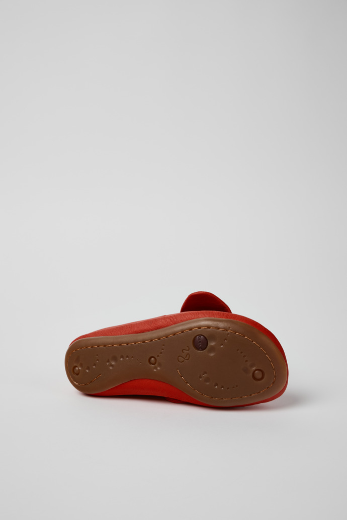 Camper Right - Rote Lederballerina für Kinder.