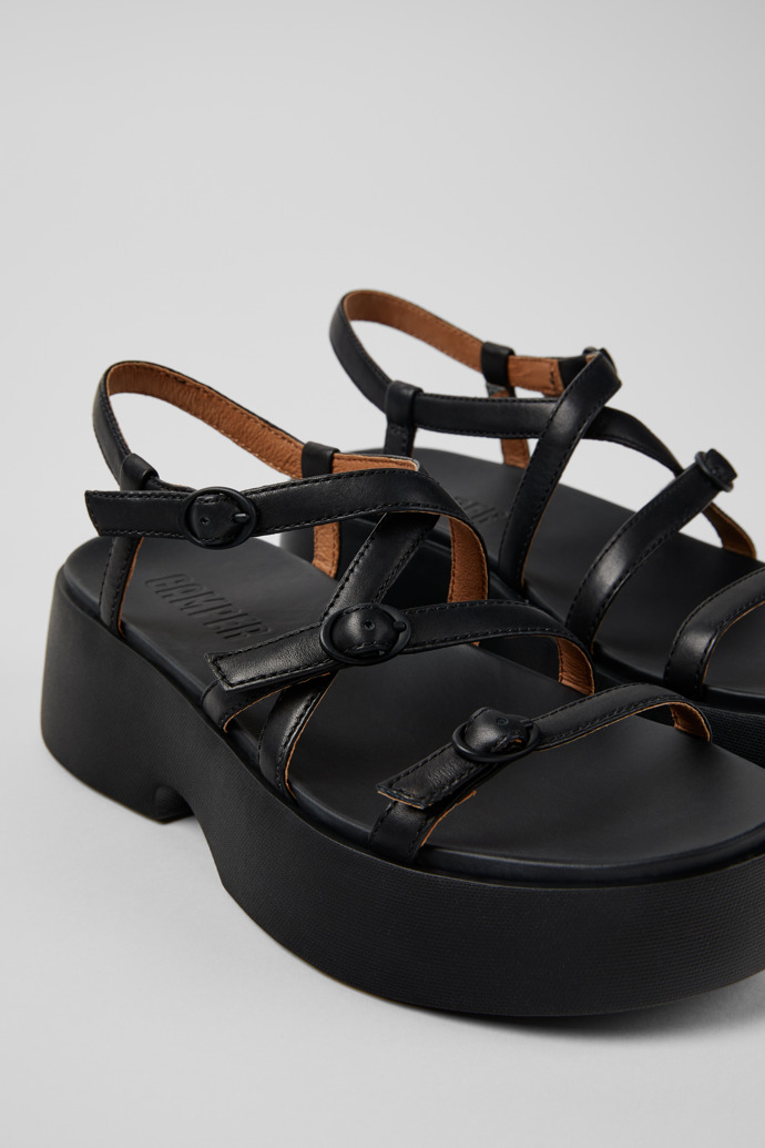 Camper Tasha - Schwarze Ledersandale für Damen.