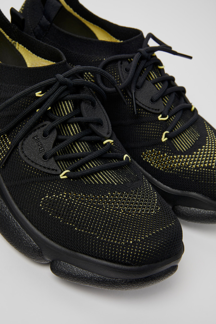 Camper Karst - Schwarzer Herrensneaker aus Textil