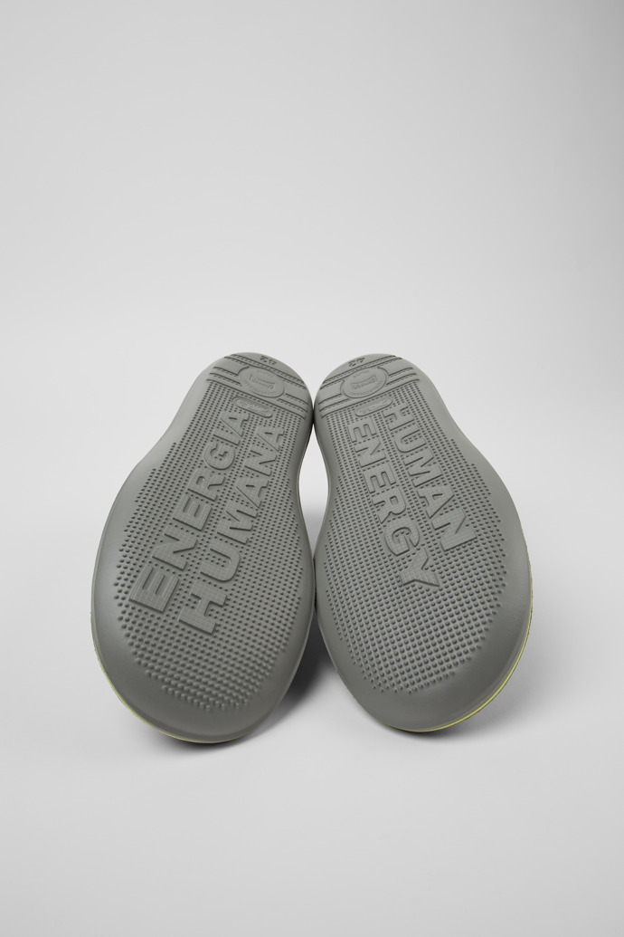 Camper Beetle - Grüne Herrenstiefeletten aus TENCEL™ Nubukleder.