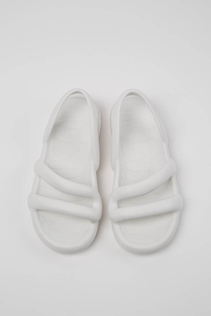 Camper Kobarah Flat Wide - Weiße Sandalen.