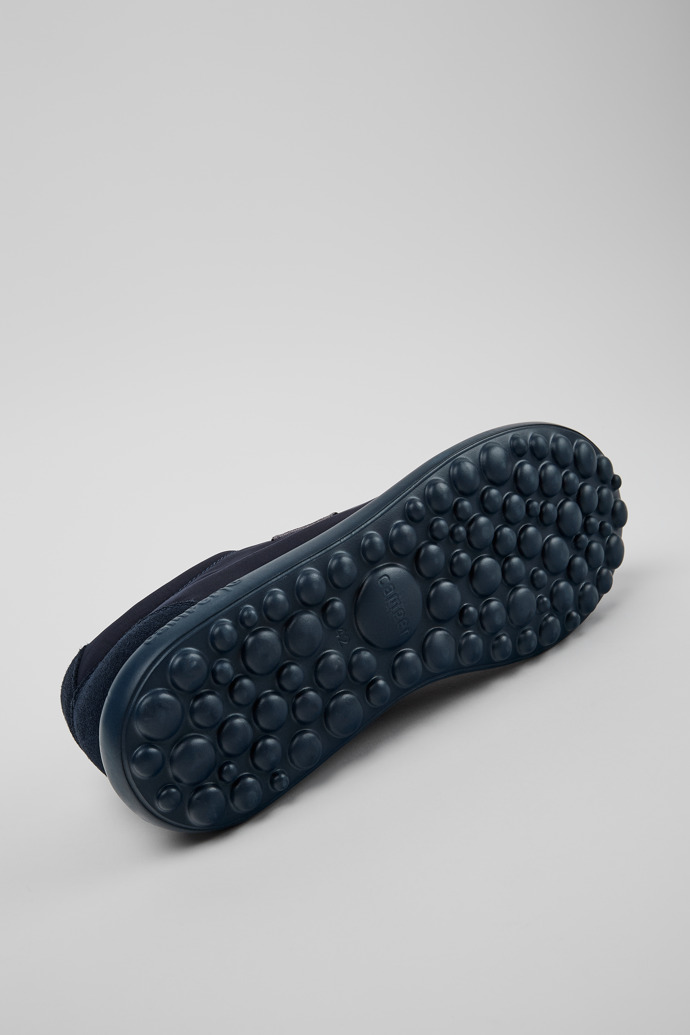 Camper Pelotas XLite - Blauer Herrensneaker aus recyceltem PET und Nubukleder.