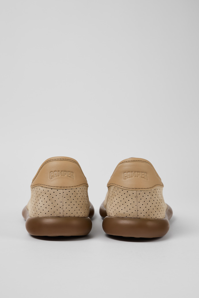 Camper Pelotas Soller - Beige Sneaker aus Nubukleder und Leder für Damen.