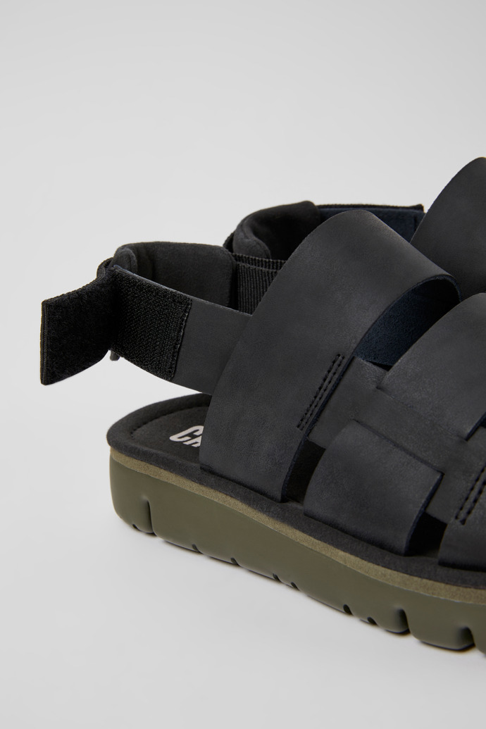 Camper Oruga - Schwarze Herrensandale aus Leder und Textil