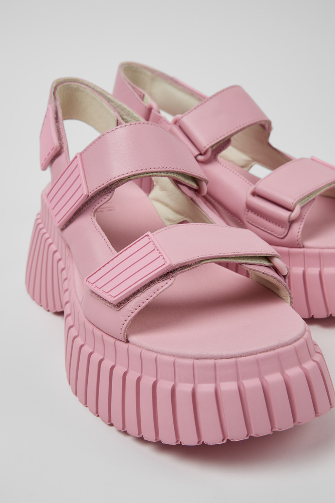 Camper BCN - Rosa Ledersandalen für Damen.