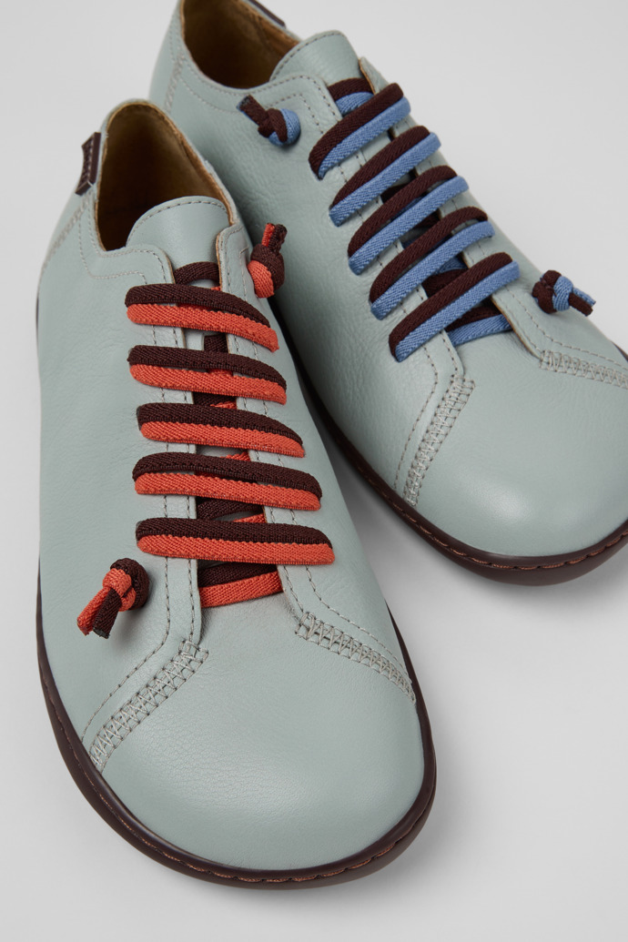 Camper Twins - Grauer Lederschuh für Damen.