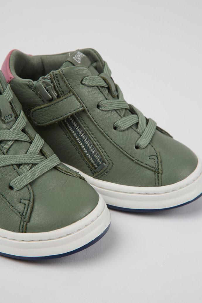 Camper Twins - Grüner Kindersneaker aus Leder