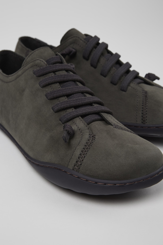 Camper Peu - Grauer Damenschuh aus Nubukleder