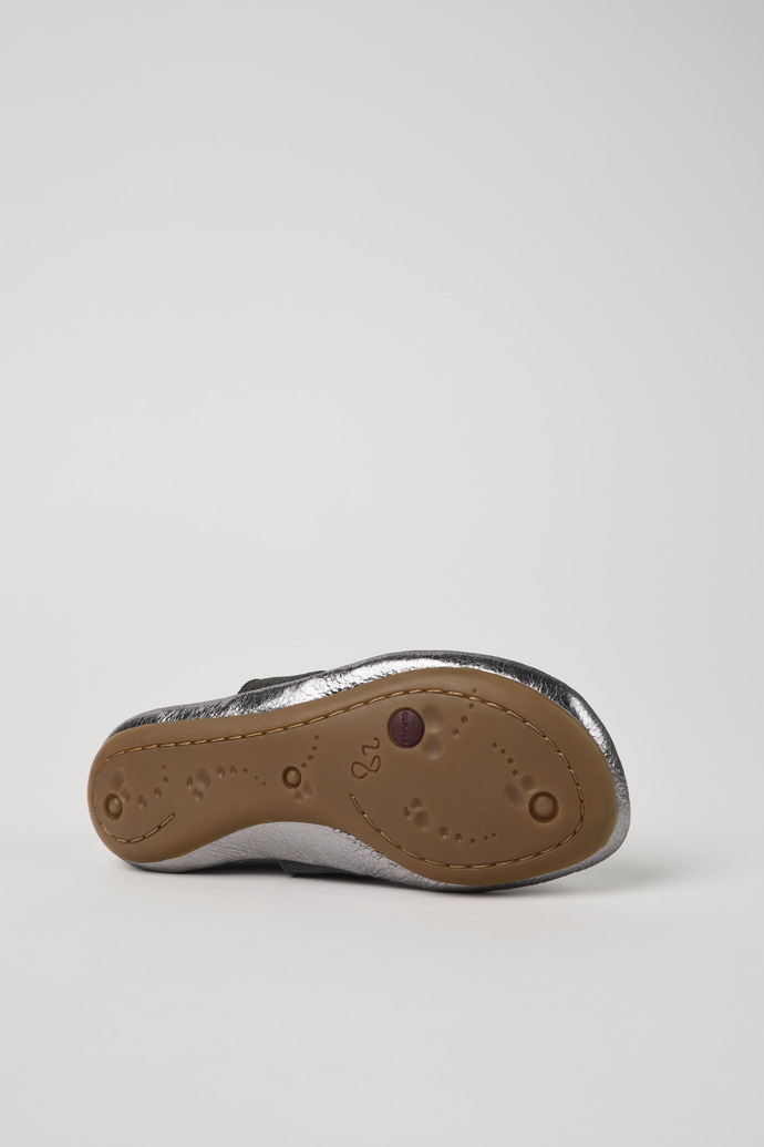 Camper Right - Kinderballerinas aus metallicgrauem Leder