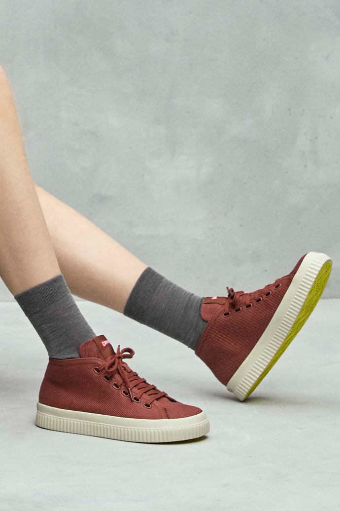 Camper Peu Roda - Roter Damensneaker aus Recyclingbaumwolle
