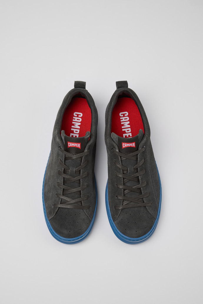 Camper Runner - Grauer Herrensneaker aus Nubukleder.