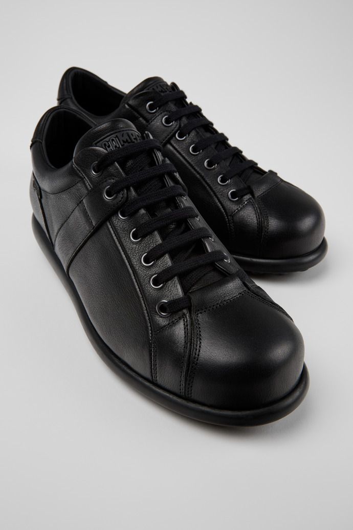 Camper Pelotas - Schwarzer Herrenschuh aus Leder.