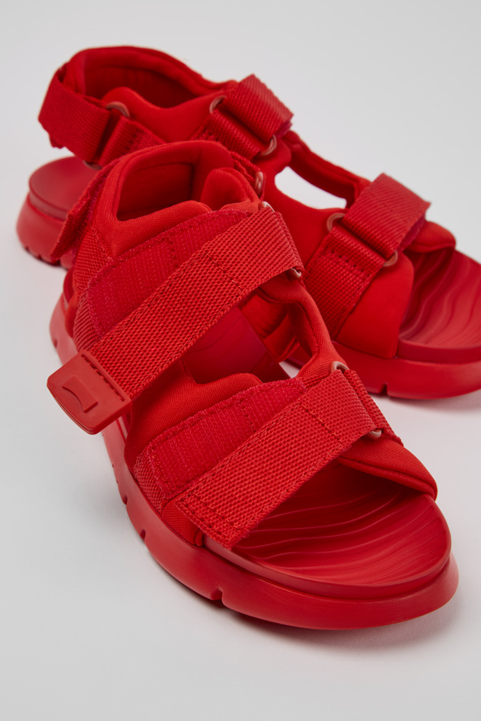 Camper Oruga - Rote Kindersandale aus Textil.