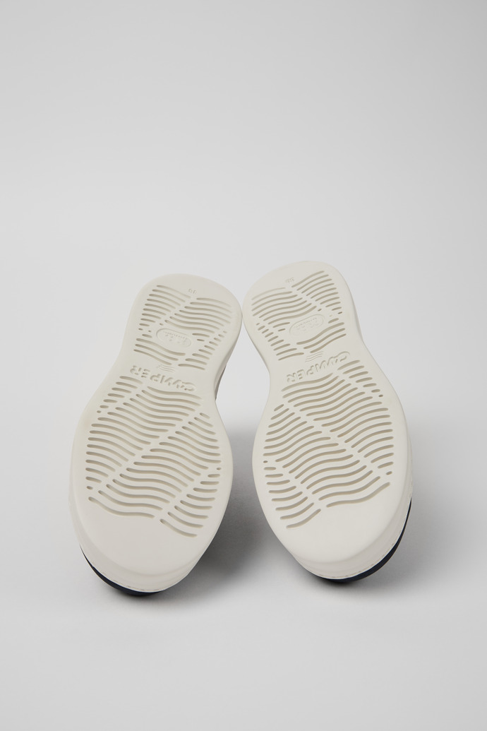 Camper Runner Up - Blauer Damessneaker aus Nubukleder.
