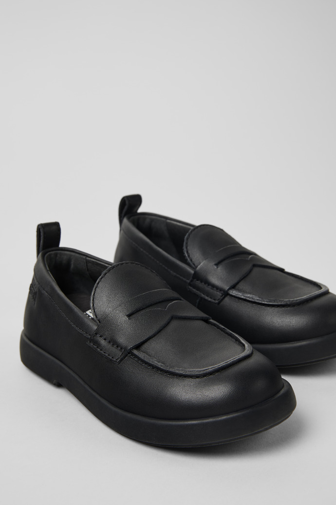 Camper Duet - Schwarzer Kinderballerina aus Leder.