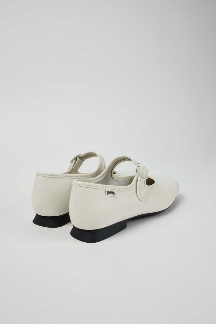 Camper Casi Myra - Weißer Frauenschuh aus Leder.