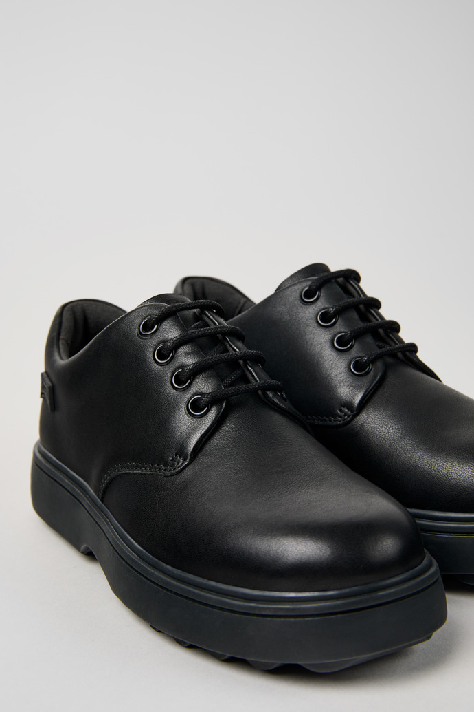 Camper Norte - Schwarzer Kinderschuh aus Leder.