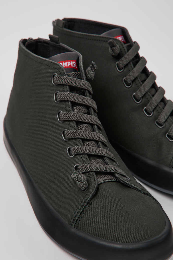 Camper Andratx - Grauer High-Top-Sneaker aus Textil für Herren.