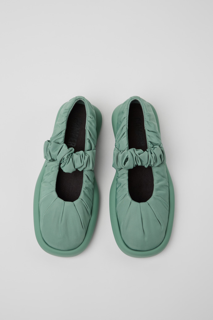 Camper Onda - Grüner Ballerina aus Recycling-PET für Damen.