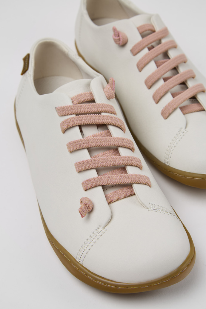 Camper Peu - Weißer Damenschuh aus Leder.