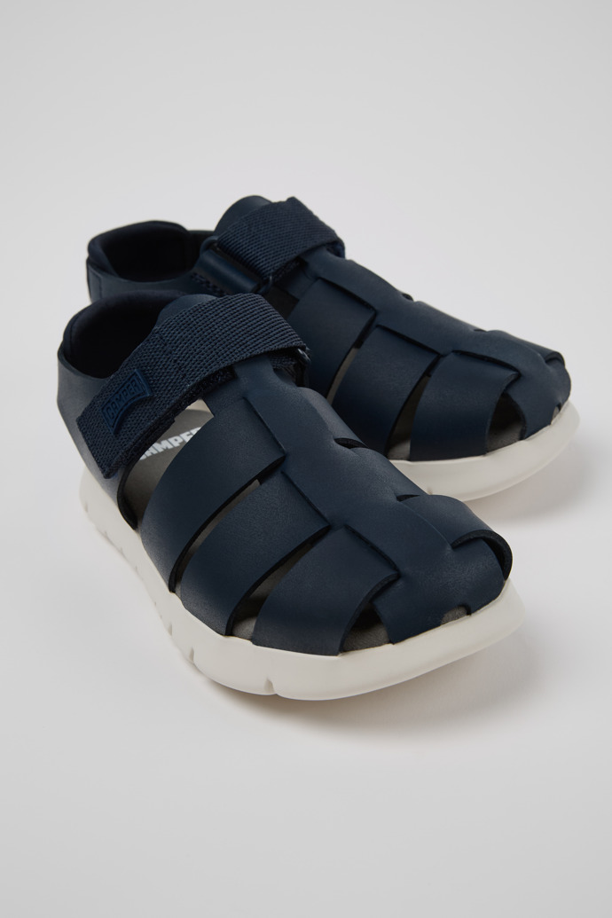 Camper Oruga - Blauer Kindersandal aus Leder und Textil.