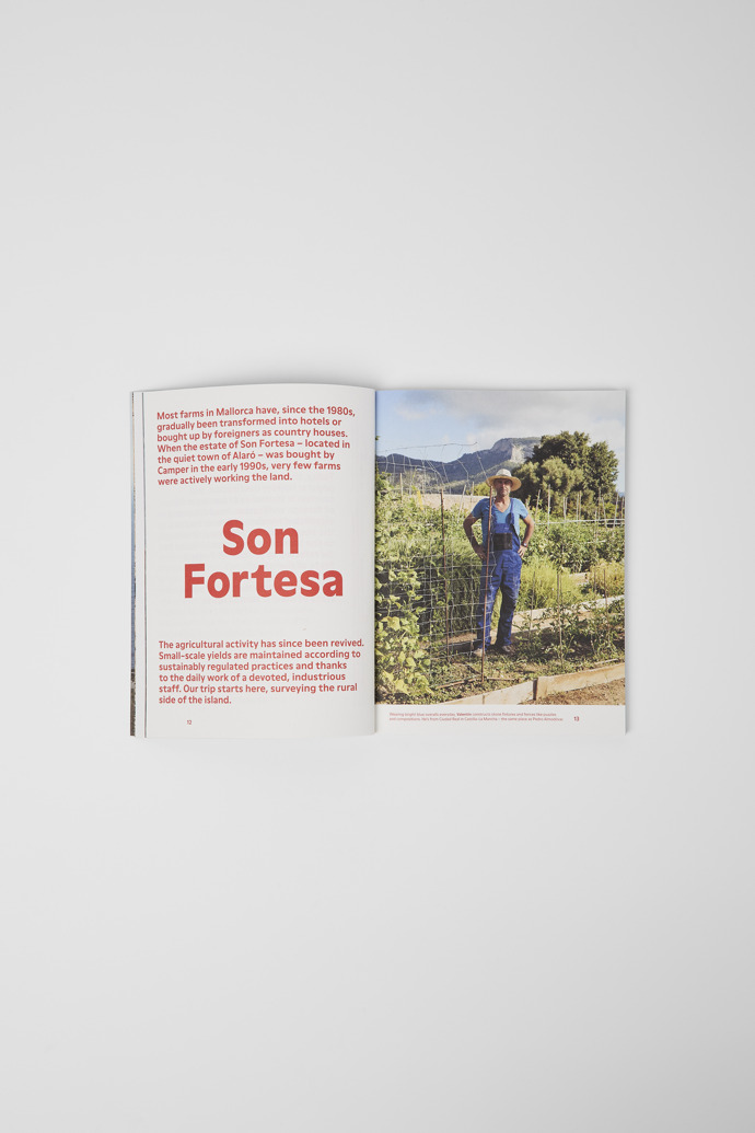 Camper The Walking Society Issue 9 - Das Magazin: The Walking Society