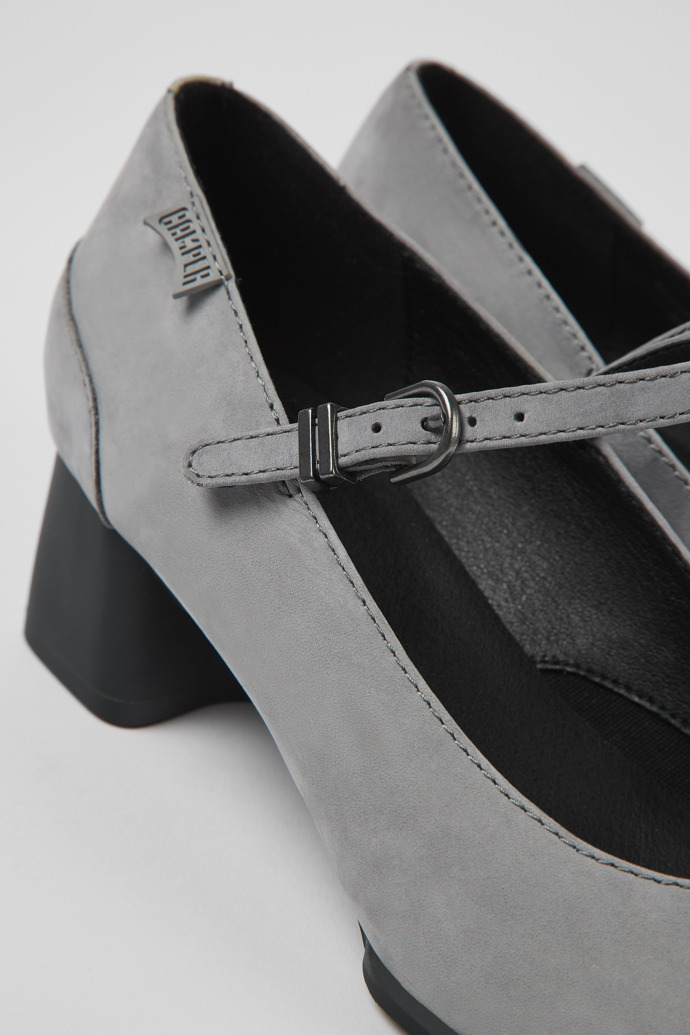 Camper Katie - Graue Mary-Jane-Schuhe mit Absatz aus Nubuk