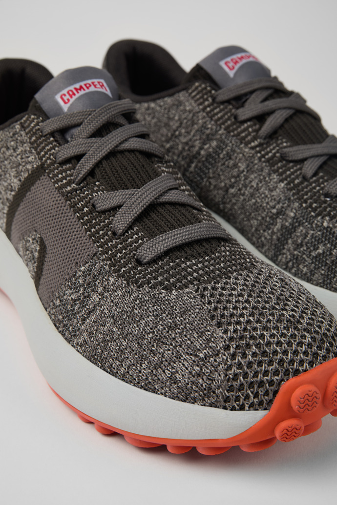 Camper Pelotas Athens - Grauer Damensneaker aus Textil