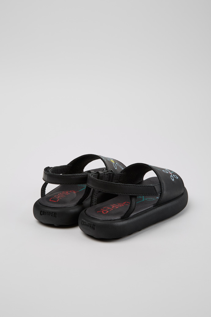 Camper Twins - Schwarze Kindersandale aus Leder.
