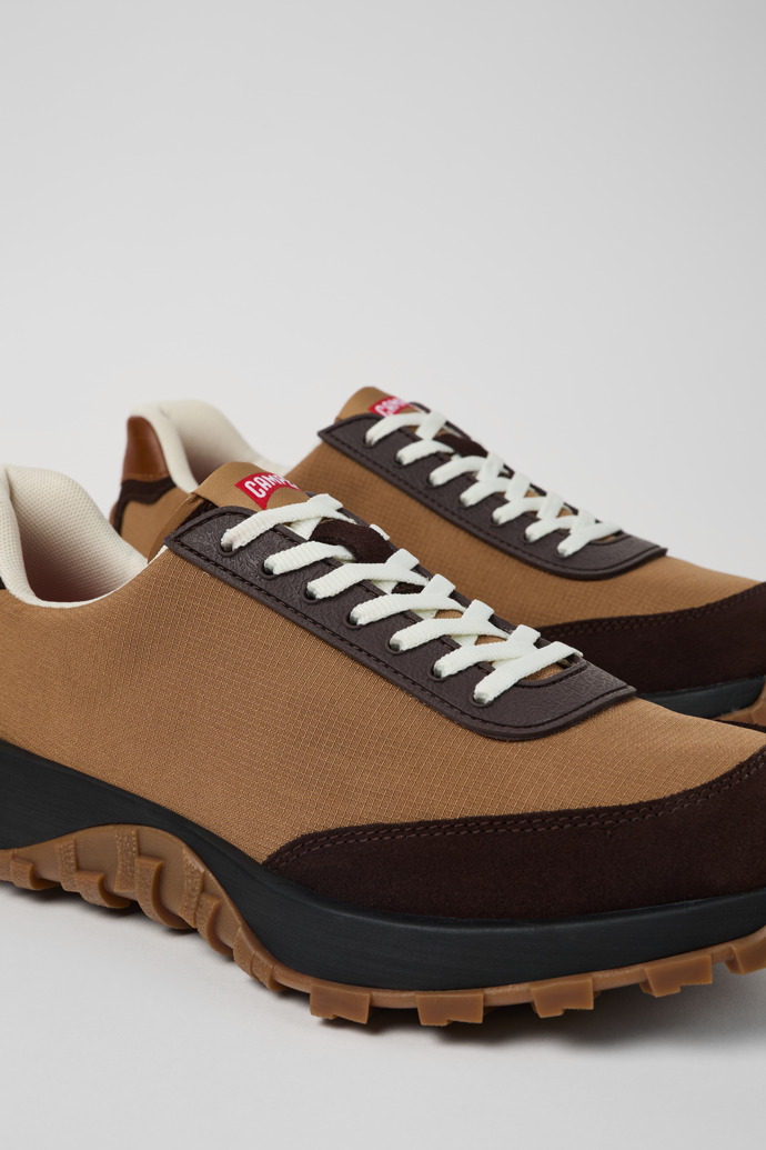 Camper Drift Trail VIBRAM - Brauner Herrensneaker aus Textil/Nubukleder