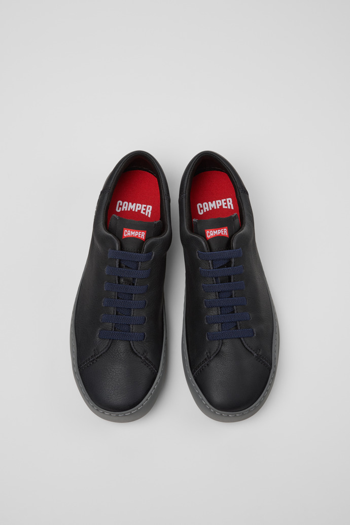 Camper Peu Touring - Schwarzer Herrensneaker aus Leder.