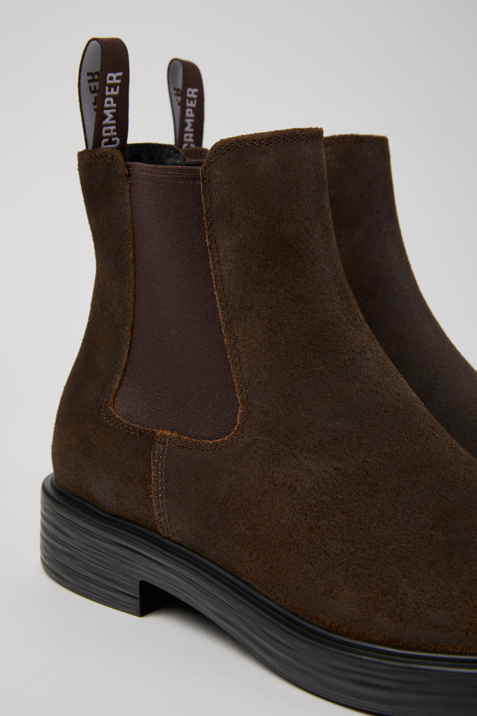 Camper Dean - Braune Herrenstiefelette aus Nubukleder.