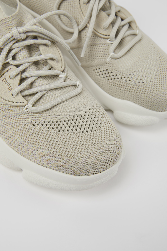 Camper Karst - Grauer Damensneaker aus Textil