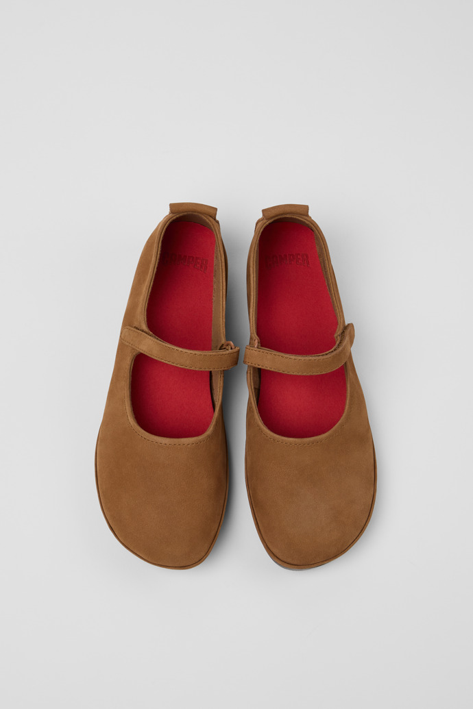Camper Right Nina - Brauner Schuh aus Nubukleder für Damen.