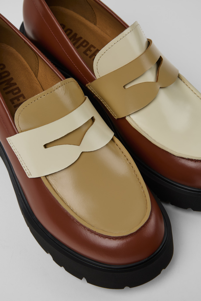Camper Twins - Mehrfarbige Ledermokassins/Ballerinas für Damen.