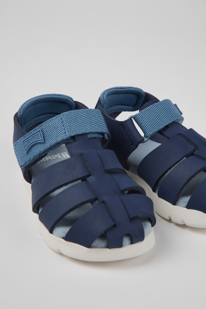 Camper Oruga - Blaue Kindersandale aus Leder und Textil