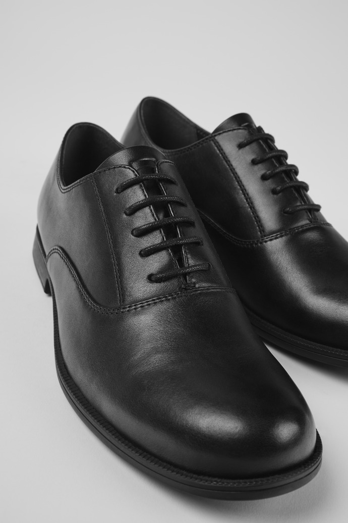 Camper Mil - Schwarzer Damenschnürschuh aus Leder