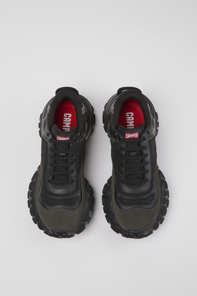 Camper Pelotas Mars - Schwarzer Damensneaker aus Nubukleder und Textil